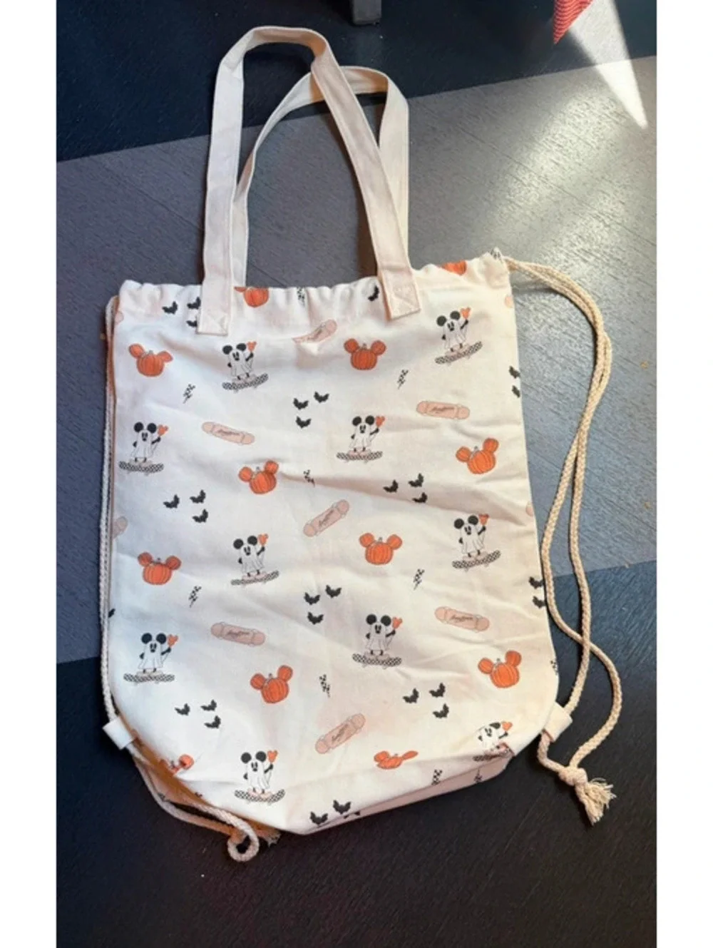 Small shop after all Disney skate Mickey trick or treat bag